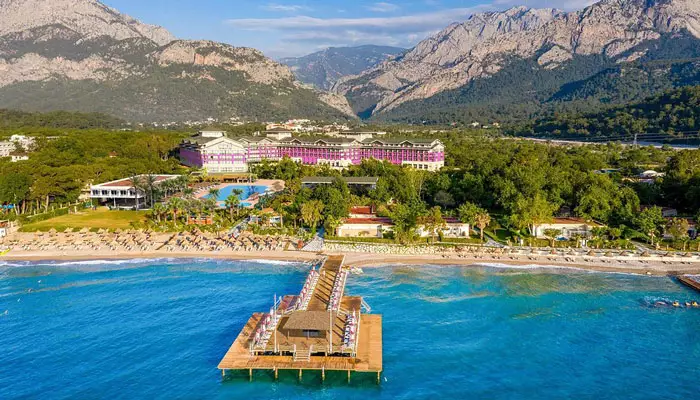 هتل آماری لاکچری ریزورت و ویلاز آنتالیا